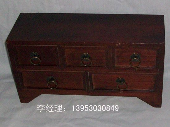 點擊查看詳細信息<br>標題：裝飾盒002 閱讀次數(shù)：3067