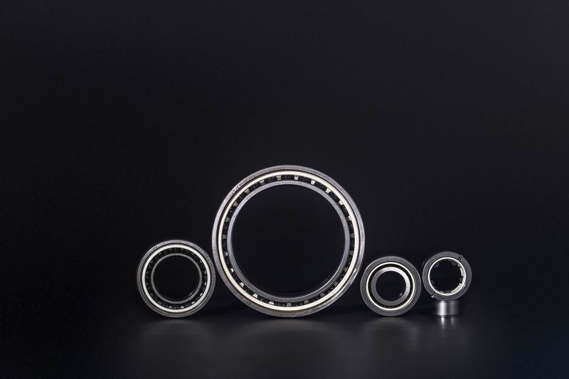 
              渦噴發(fā)動機(jī)軸承
                          